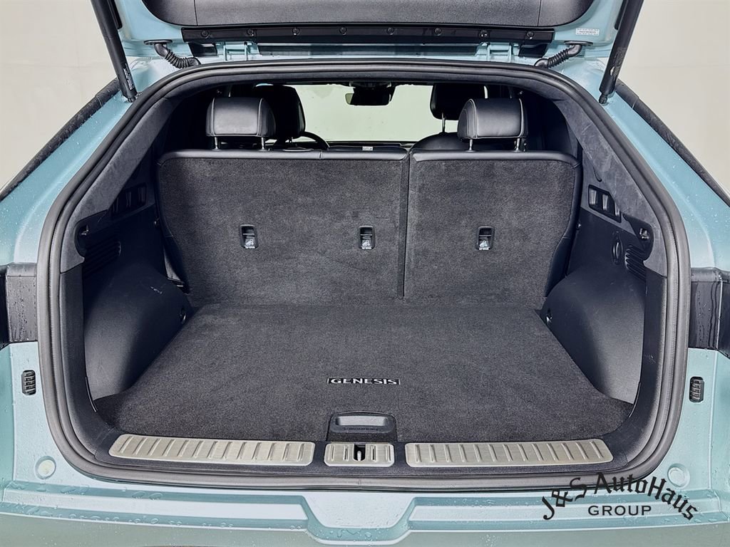 Used 2023 Genesis GV60 Performance image 34