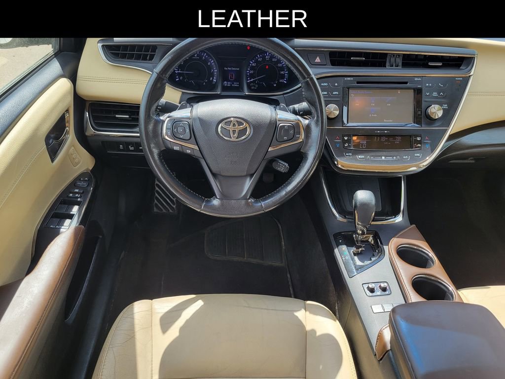 Used 2016 Toyota Avalon XLE Premium FWD image 8
