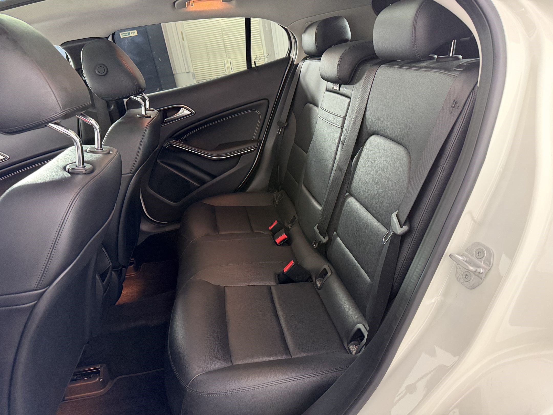 Used 2015 Mercedes-Benz GLA 250 4MATIC image 21