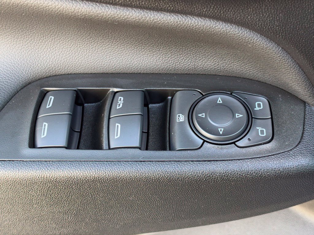 Used 2023 Chevrolet Equinox LT AWD/4WD image 23