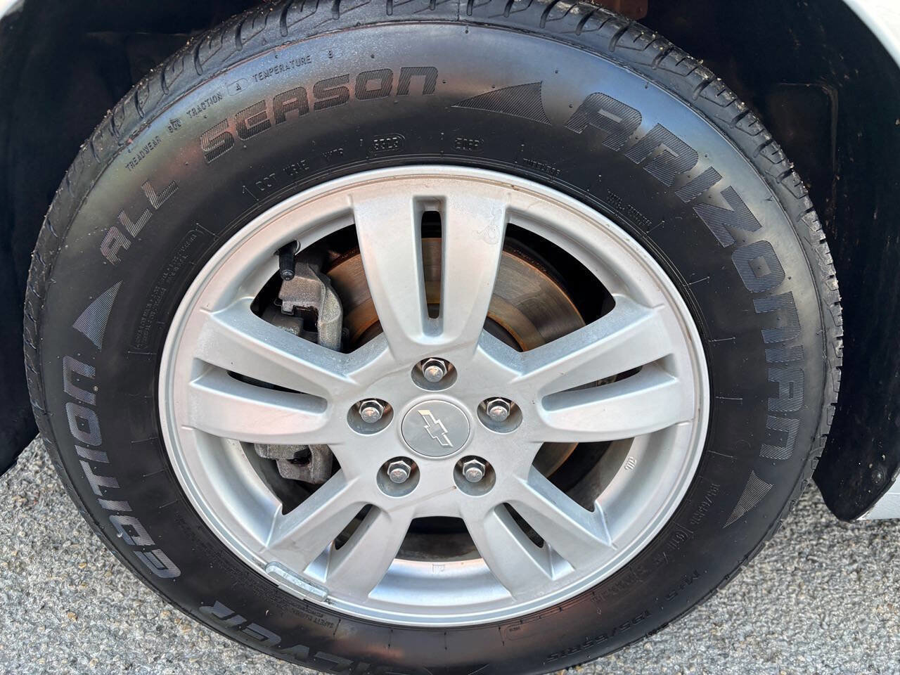 Used 2015 Chevrolet Sonic LT image 34