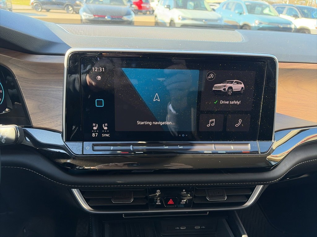 Certified 2025 Volkswagen Atlas SE image 18