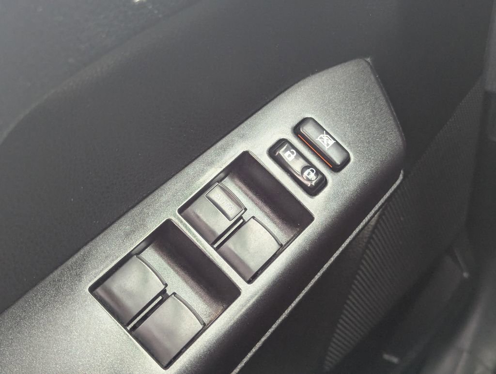 Used 2018 Toyota RAV4 XLE image 24