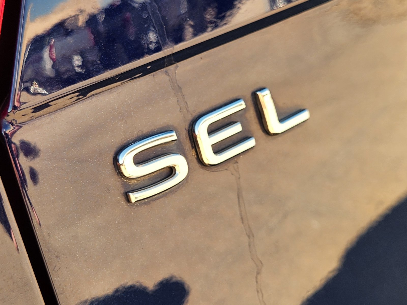 Used 2024 Volkswagen Tiguan SEL R-Line AWD/4WD image 13
