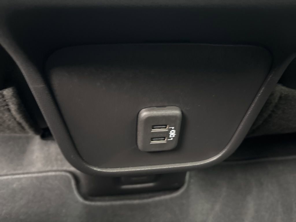 Used 2022 Chevrolet Equinox RS w/ RS Leather Package image 25