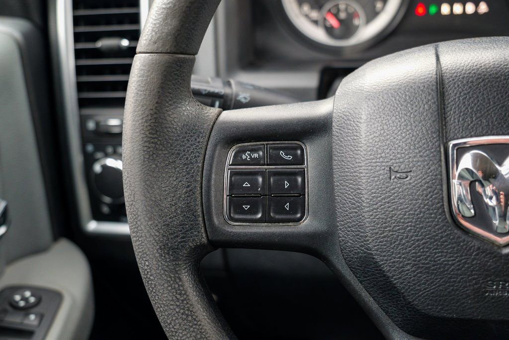 Used 2015 RAM 2500 SLT image 39