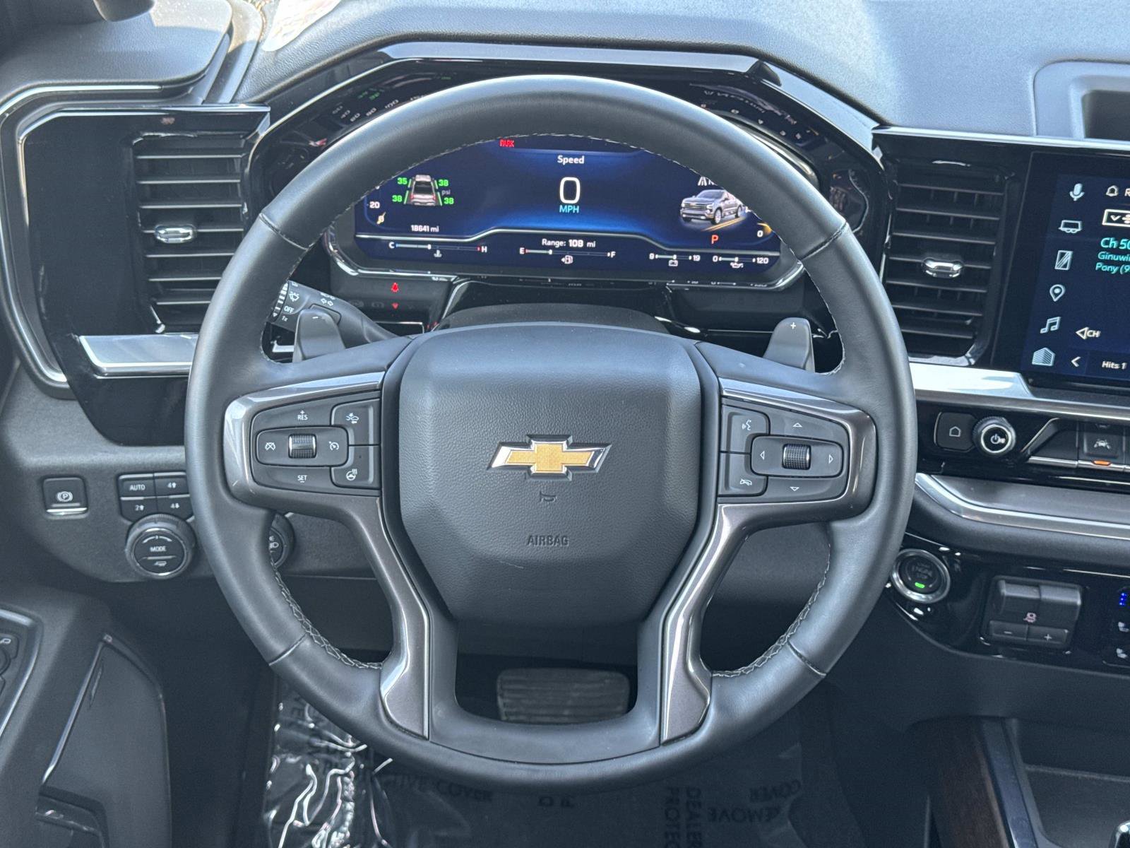 Used 2025 Chevrolet Silverado 1500 High Country w/ High Country Premium Package image 10