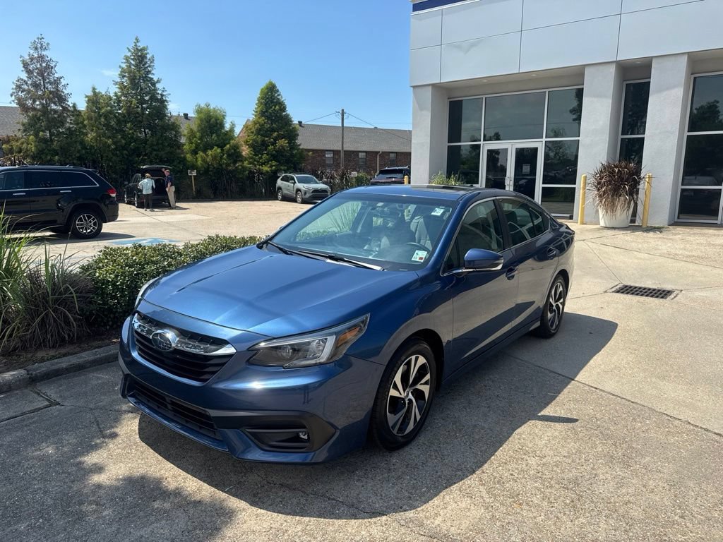 Used 2022 Subaru Legacy Premium AWD/4WD image 3