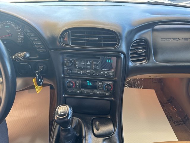 Used 2002 Chevrolet Corvette Base w/ Preferred Equipment Group1 image 29