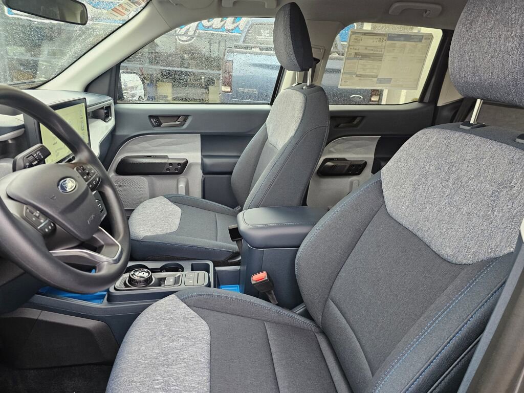 New 2026 Ford Maverick XLT image 12