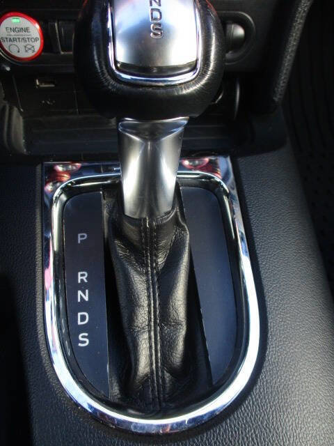 Used 2017 Ford Mustang Coupe image 11