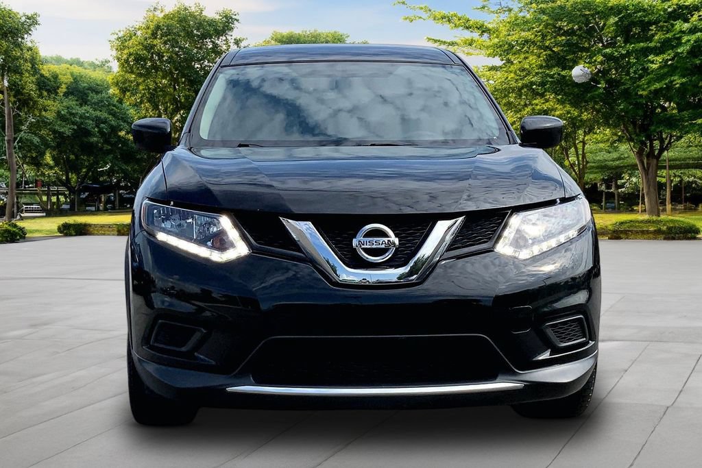 Used 2016 Nissan Rogue S FWD image 2