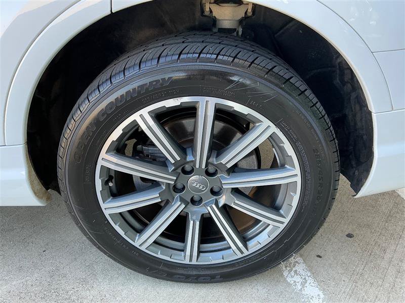 Used 2017 Audi Q7 3.0T Premium Plus AWD/4WD image 23