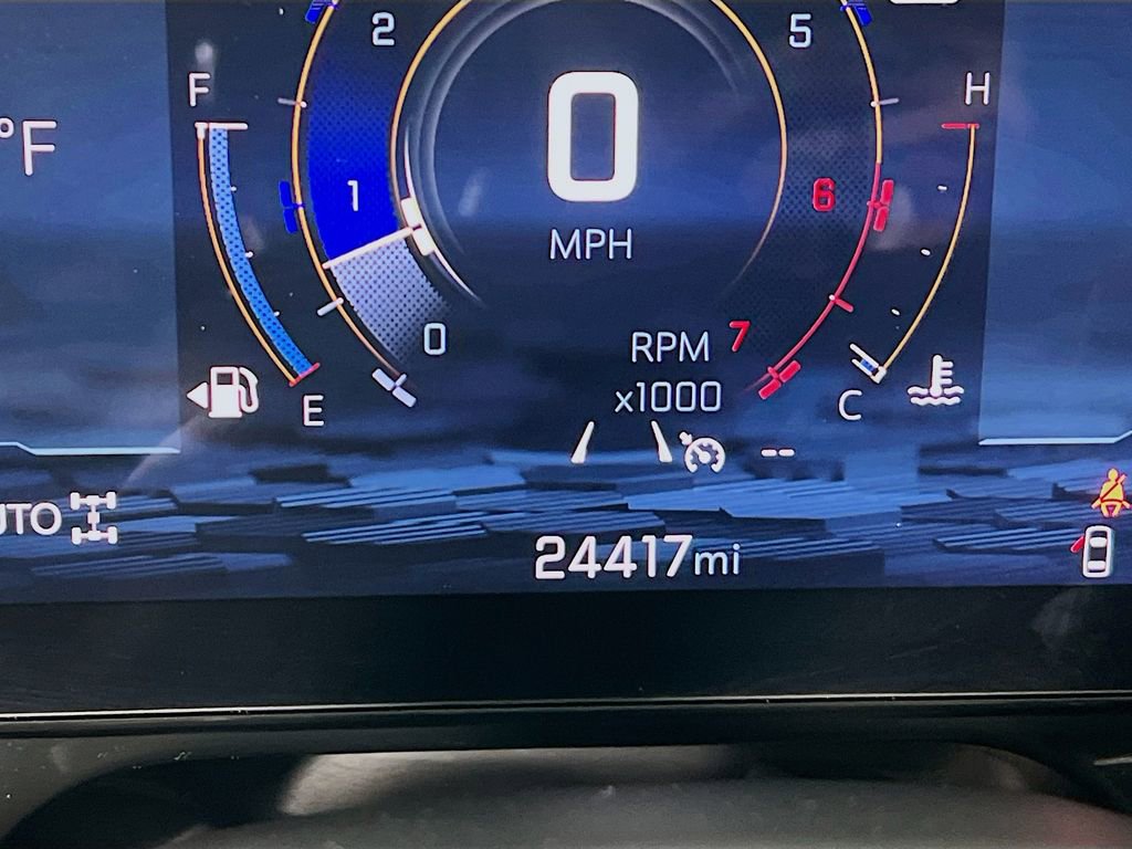 Used 2025 Chevrolet Tahoe Z71 image 11