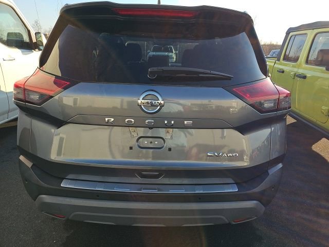 Certified 2021 Nissan Rogue SV image 5