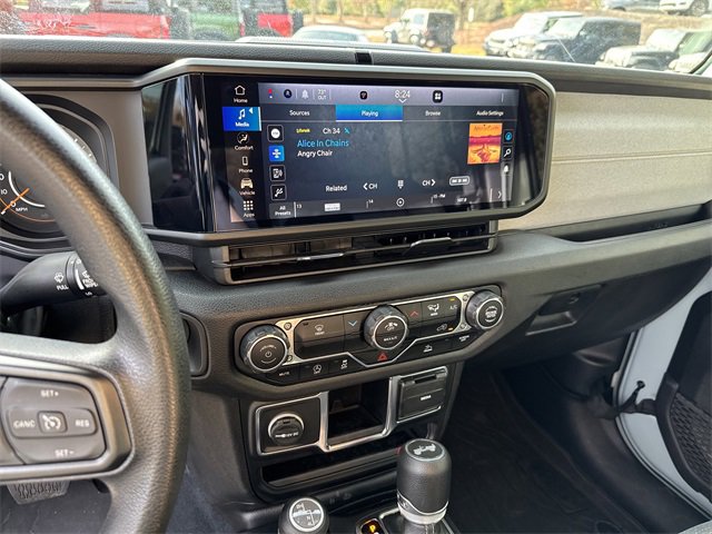 Used 2024 Jeep Wrangler Sport image 27