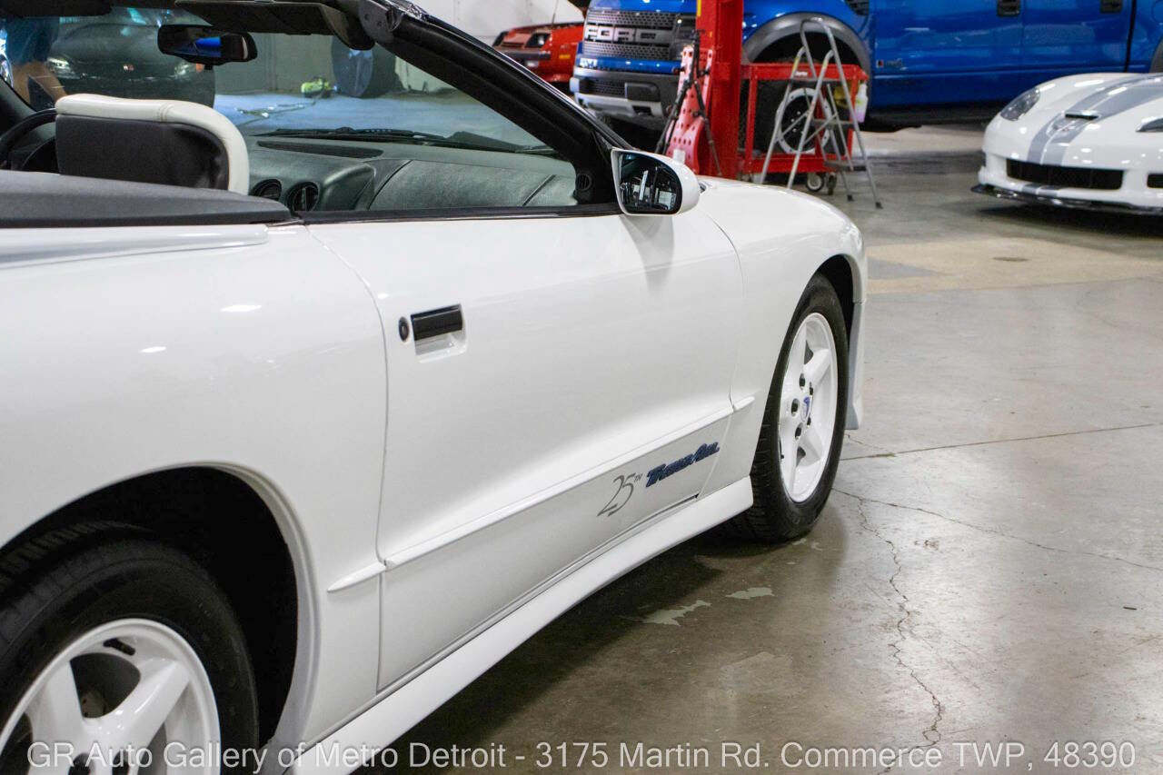 Used 1994 Pontiac Firebird Trans Am GT image 24