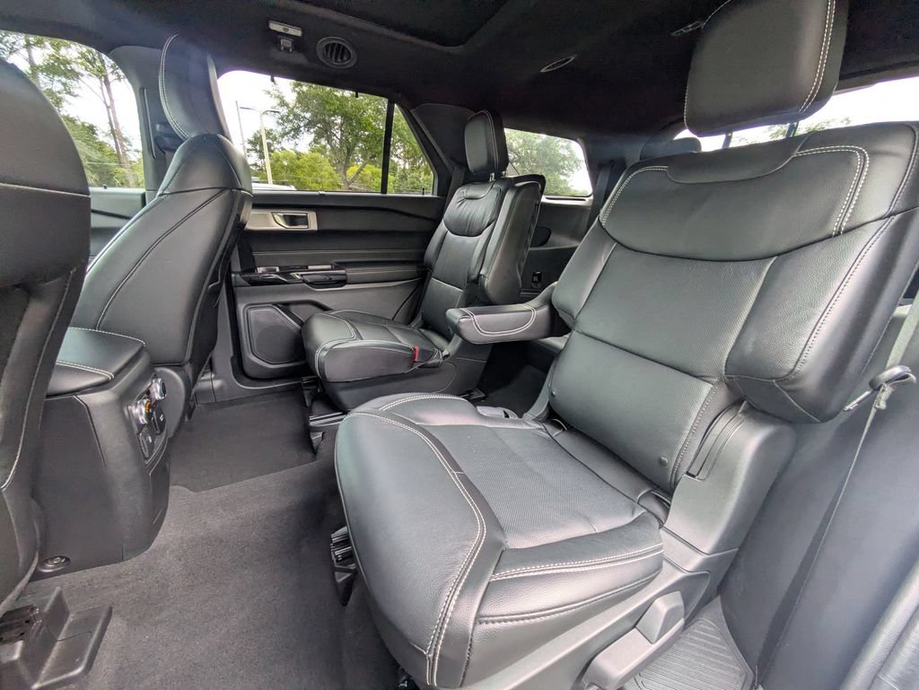 Used 2022 Ford Explorer ST w/ Equipment Group 401A AWD/4WD image 14