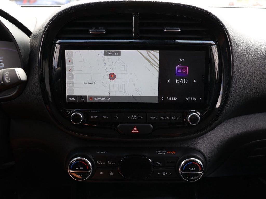 Used 2023 Kia Soul S image 29