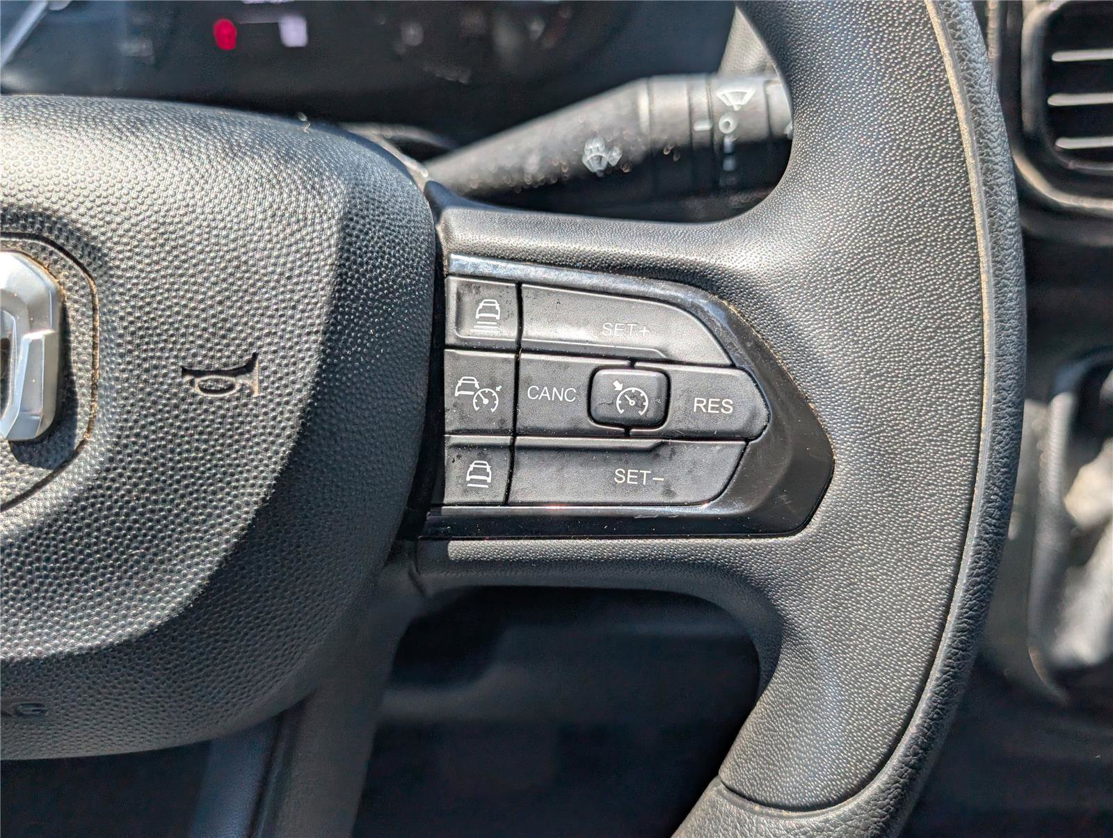 Used 2024 RAM ProMaster 2500 w/ Convenience Group FWD image 19