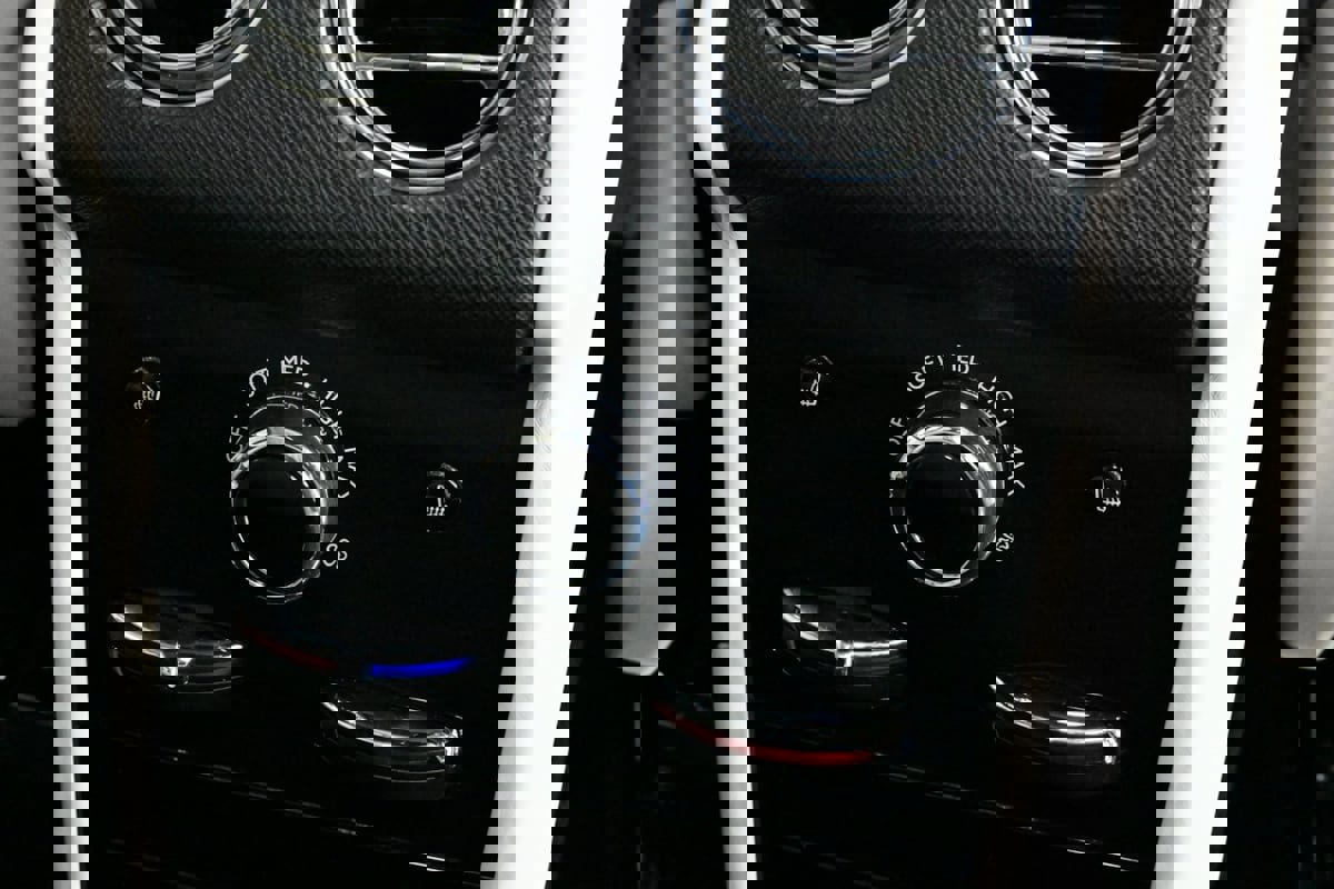 Used 2019 Rolls-Royce Cullinan image 18