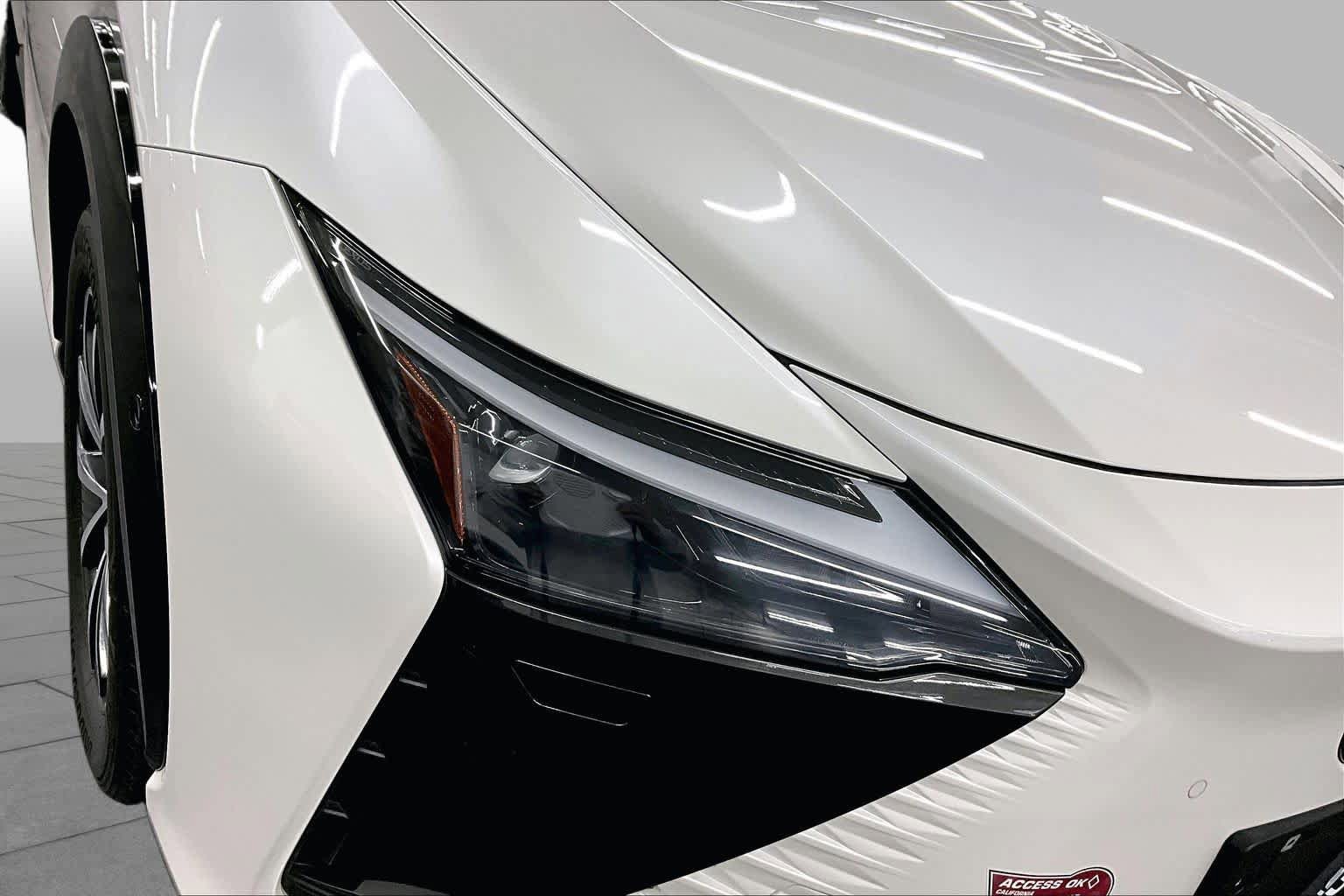 Used 2023 Lexus RZ 450e Premium w/ Technology Package AWD/4WD image 28