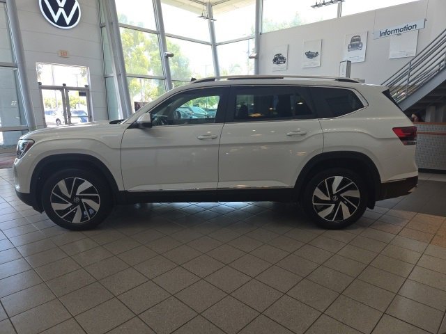 New 2025 Volkswagen Atlas SEL image 4