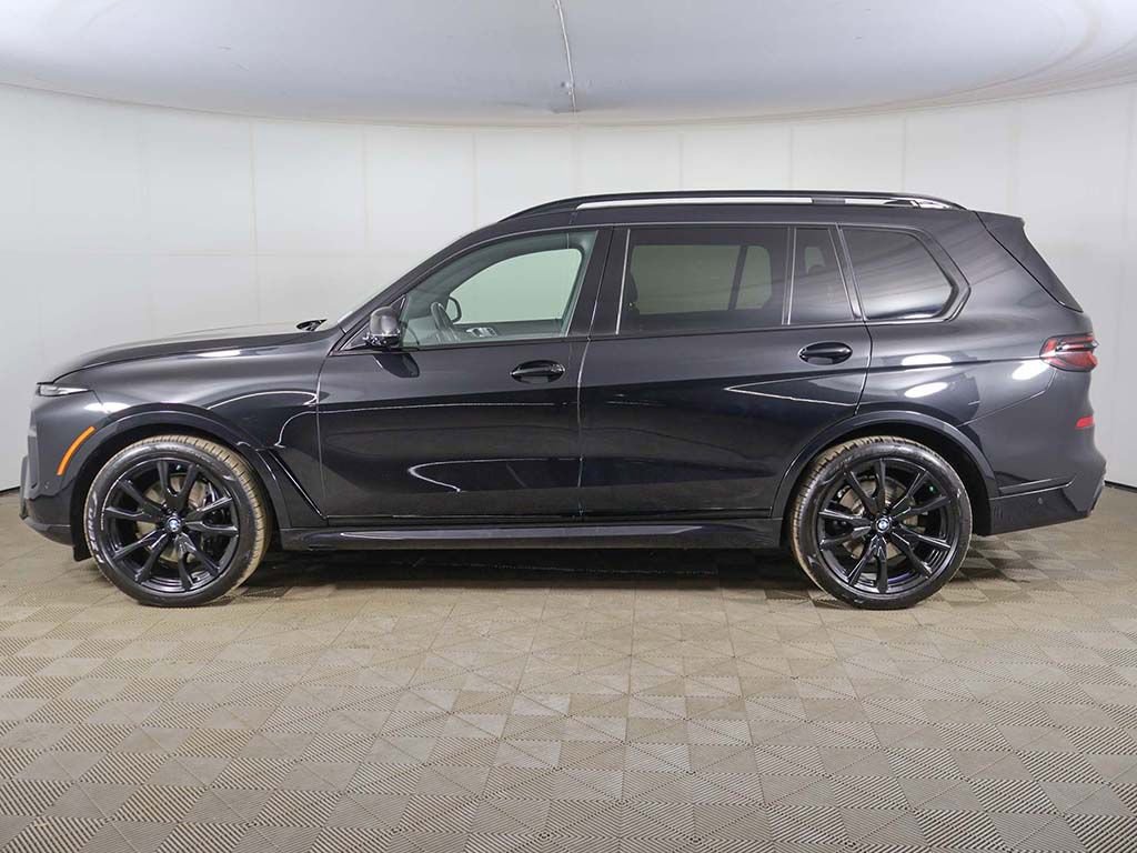 Used 2023 BMW X7 xDrive40i w/ M Sport Package image 15