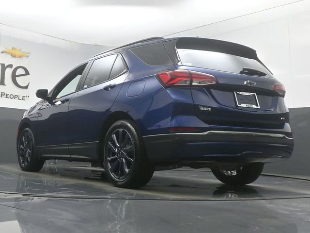Used 2022 Chevrolet Equinox RS w/ RS Leather Package image 5