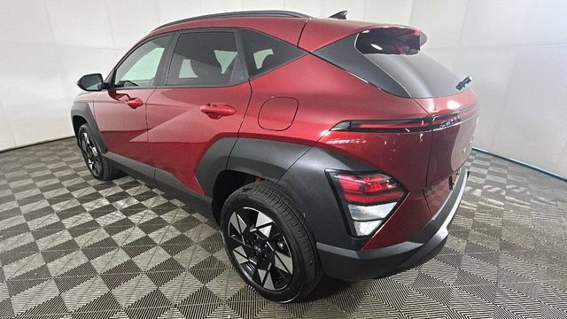 Certified 2025 Hyundai Kona SEL AWD/4WD image 4