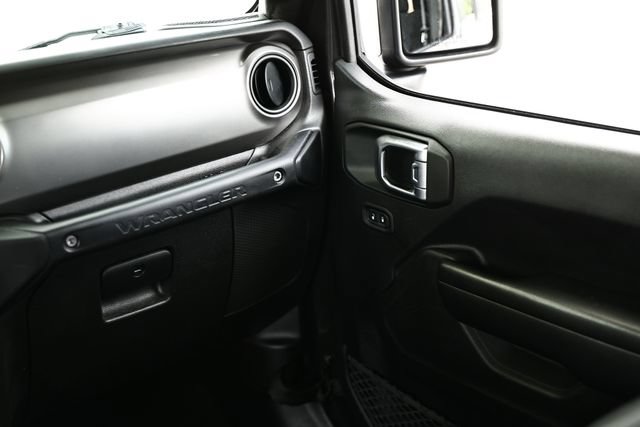 Used 2021 Jeep Wrangler Unlimited Sport AWD/4WD image 30
