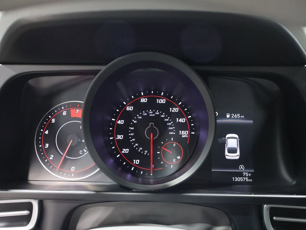 Used 2021 Hyundai Elantra SE image 36