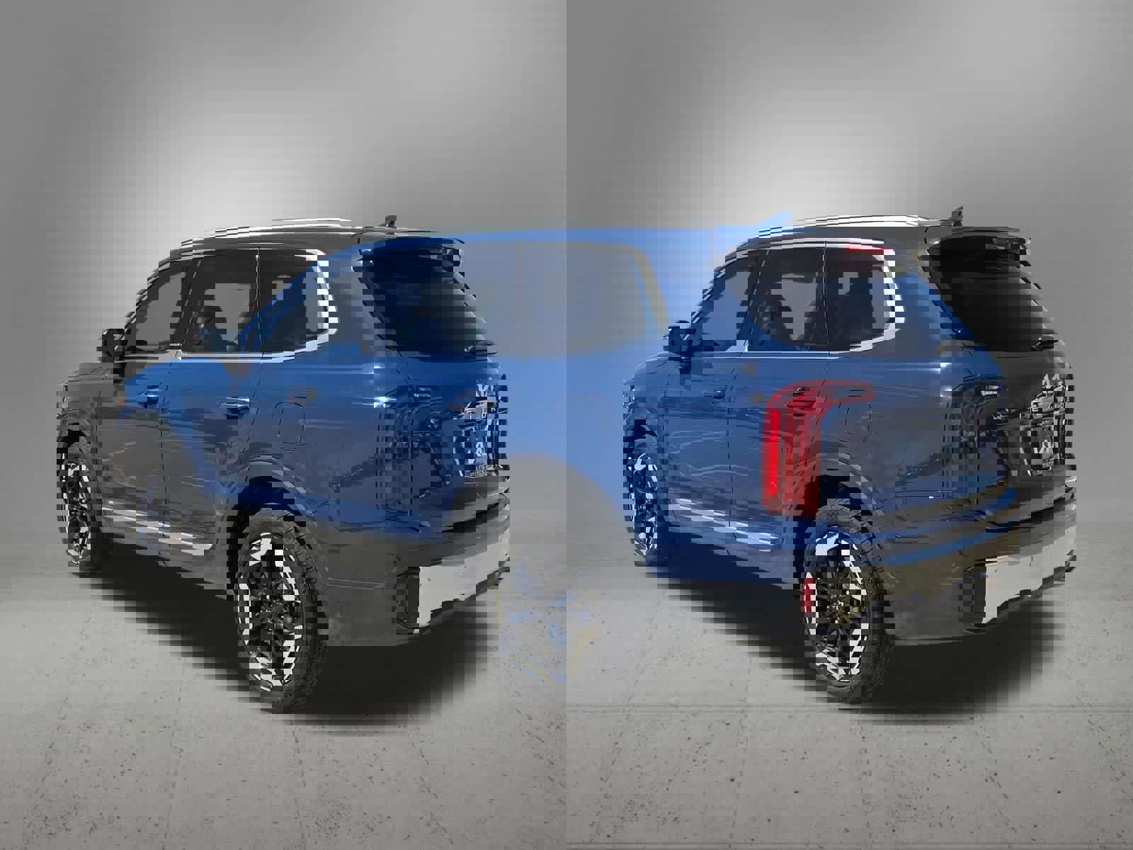 Used 2024 Kia Telluride S w/ S Sunroof Package image 4