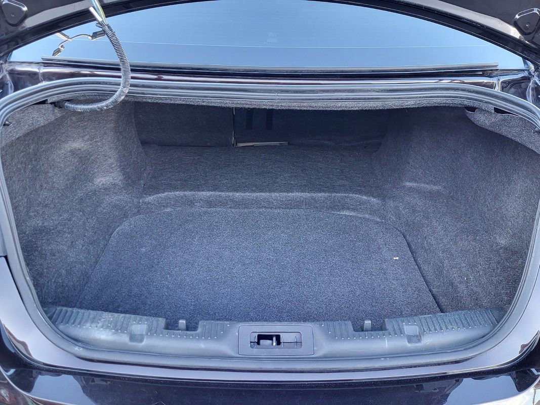 Used 2014 Ford Taurus SEL w/ Equipment Group 201A image 22