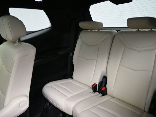 Used 2024 Cadillac XT6 Sport w/ Technology Package AWD/4WD image 21