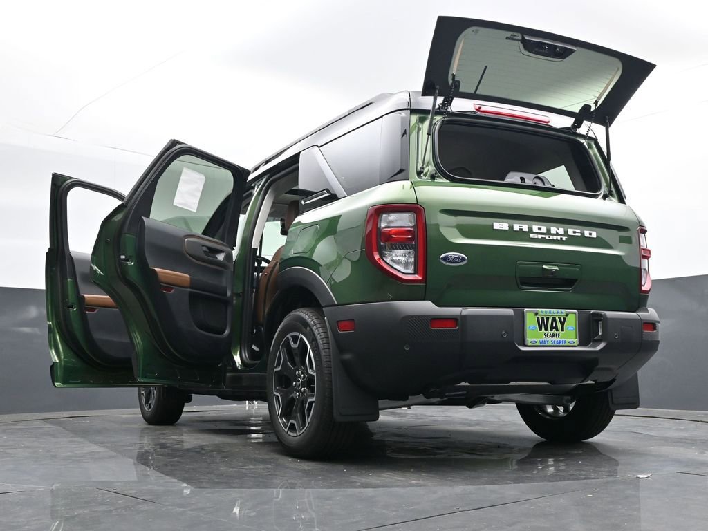 New 2025 Ford Bronco Sport Outer Banks w/ Outer Banks Tech Package+ image 33