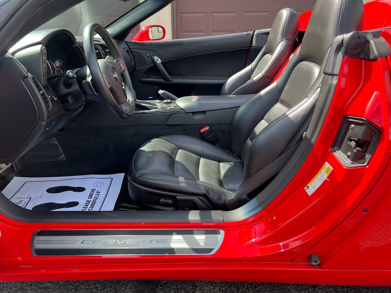 Used 2010 Chevrolet Corvette Convertible w/ Preferred Equipment Group RWD image 4