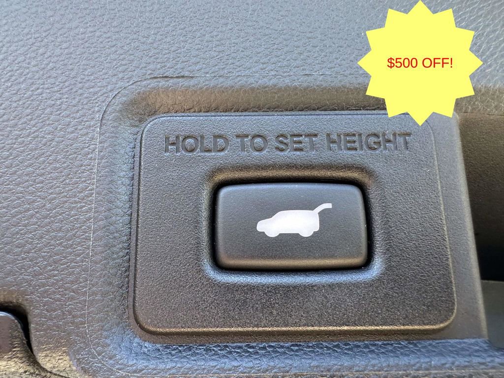 Used 2023 Acura RDX AWD w/ Technology Package image 11