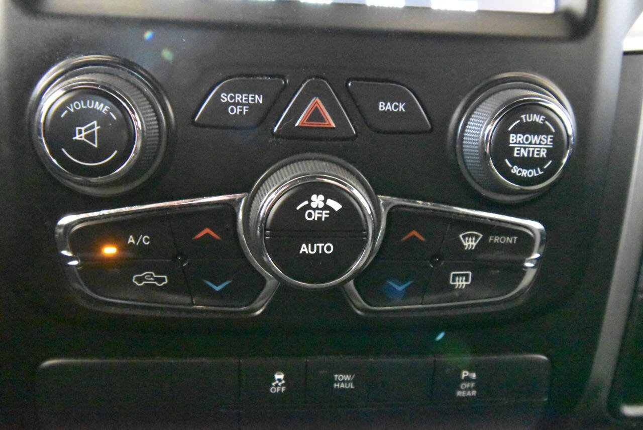 Used 2021 RAM 1500 Classic Warlock w/ Electronics Group AWD/4WD image 19