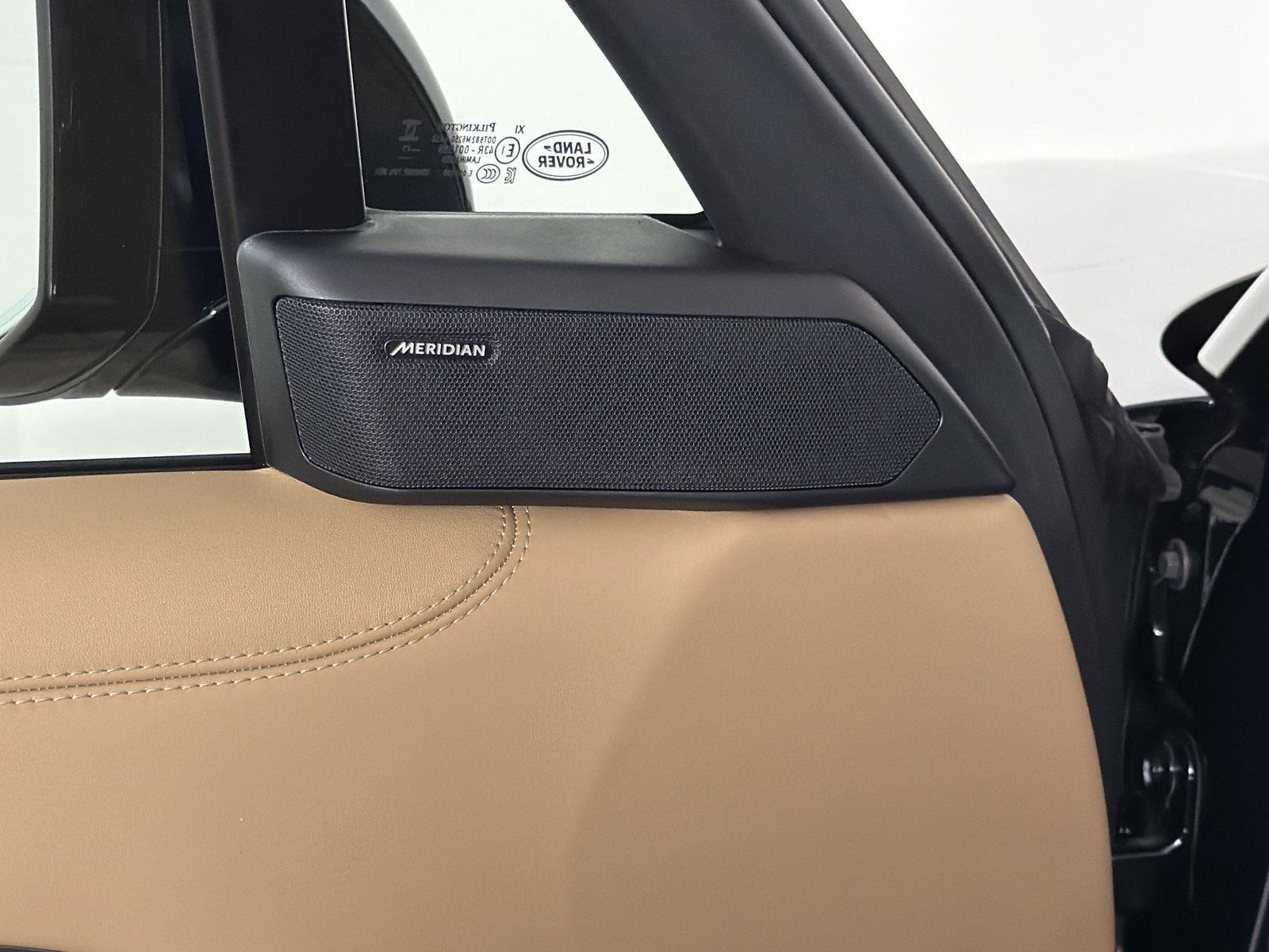 New 2026 Land Rover Range Rover Long Wheelbase SE image 21