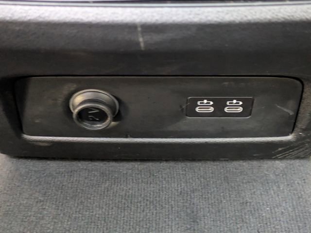 Used 2021 BMW X7 M50i image 16