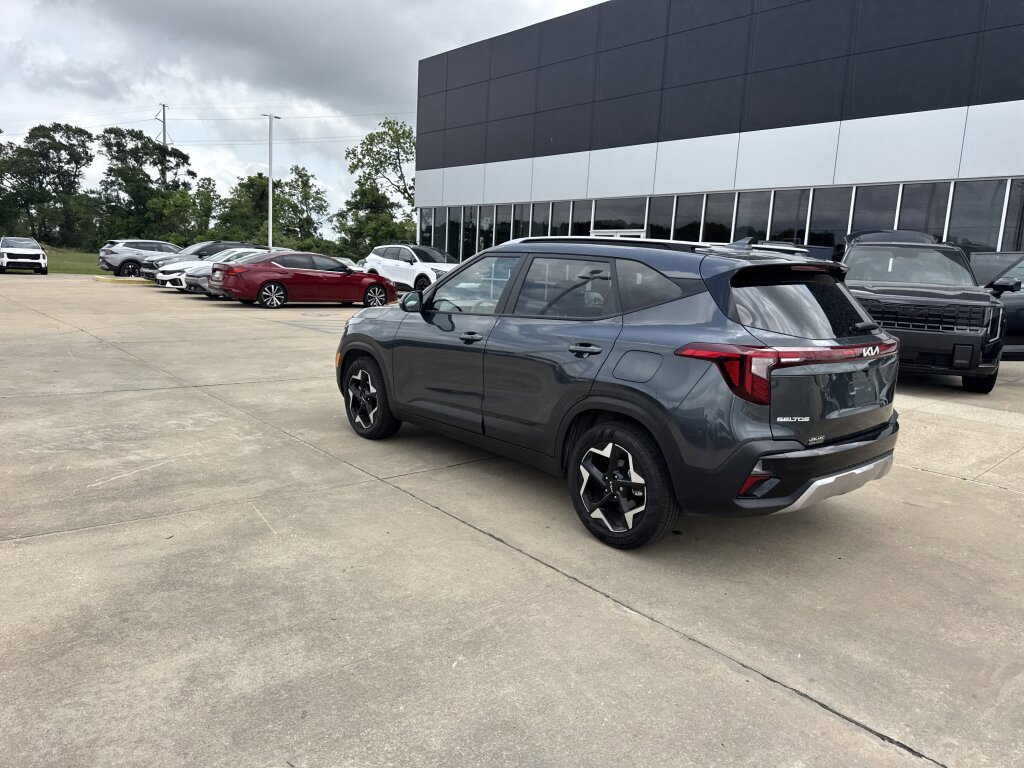 Used 2026 Kia Seltos S FWD image 20