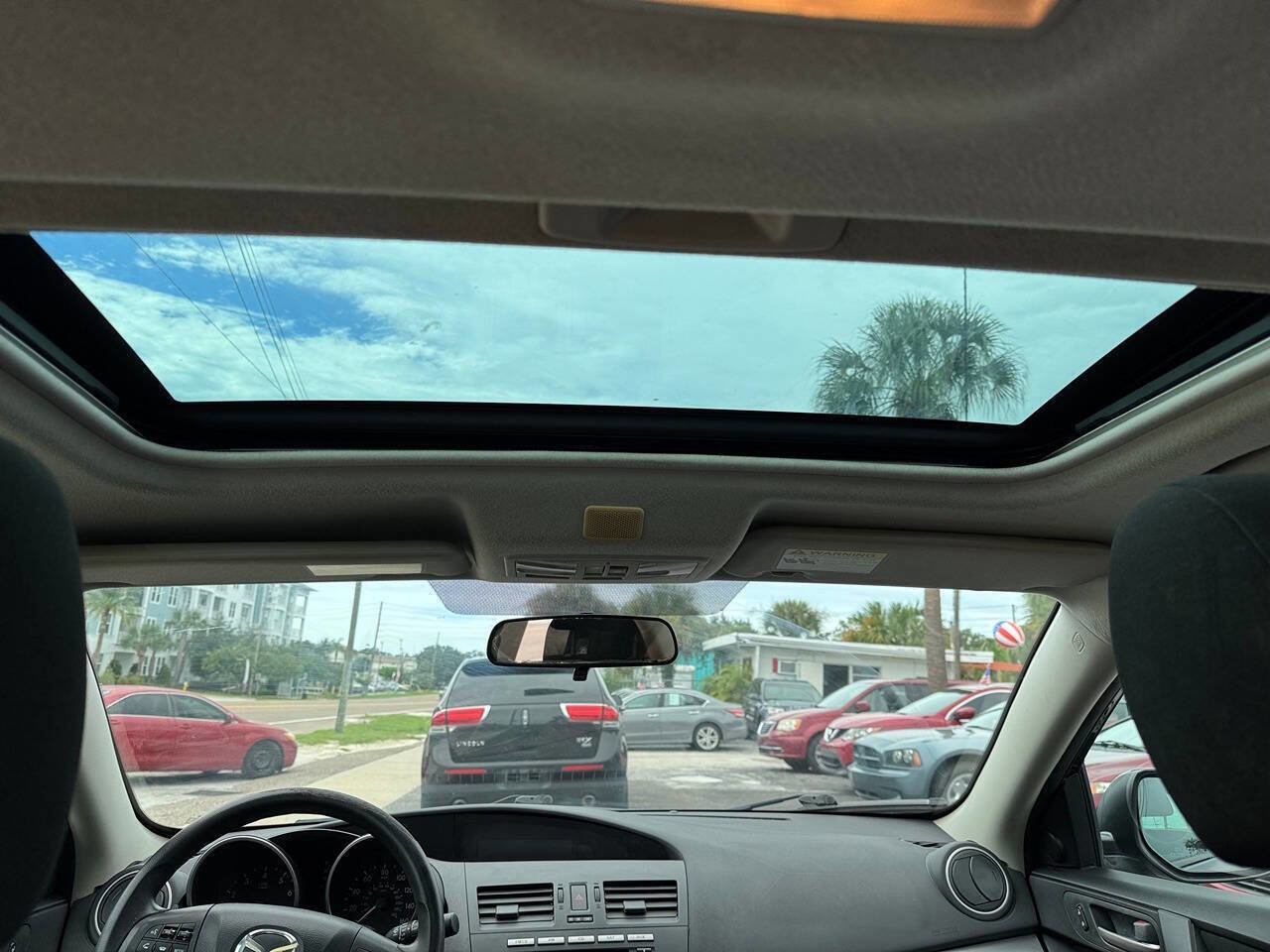 Used 2011 MAZDA MAZDA3 i Touring image 16