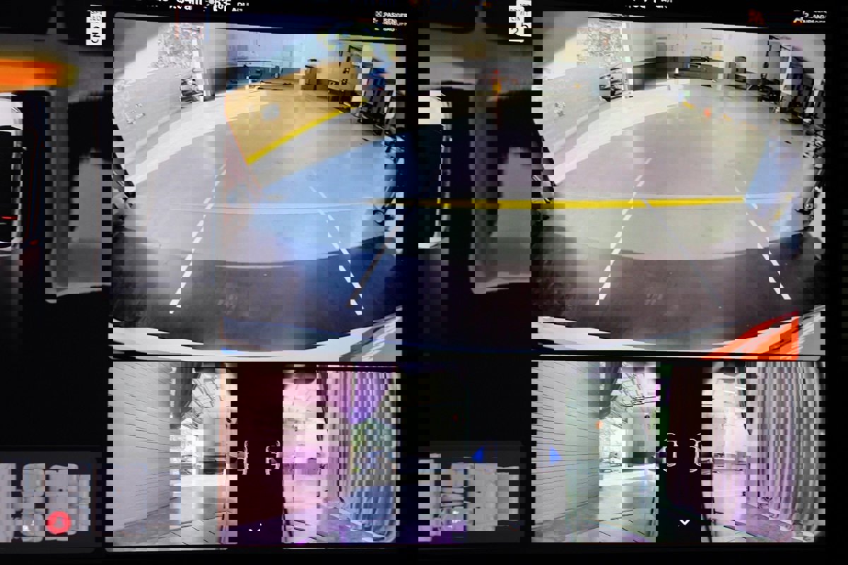 Used 2023 Tesla Model Y Long Range image 34