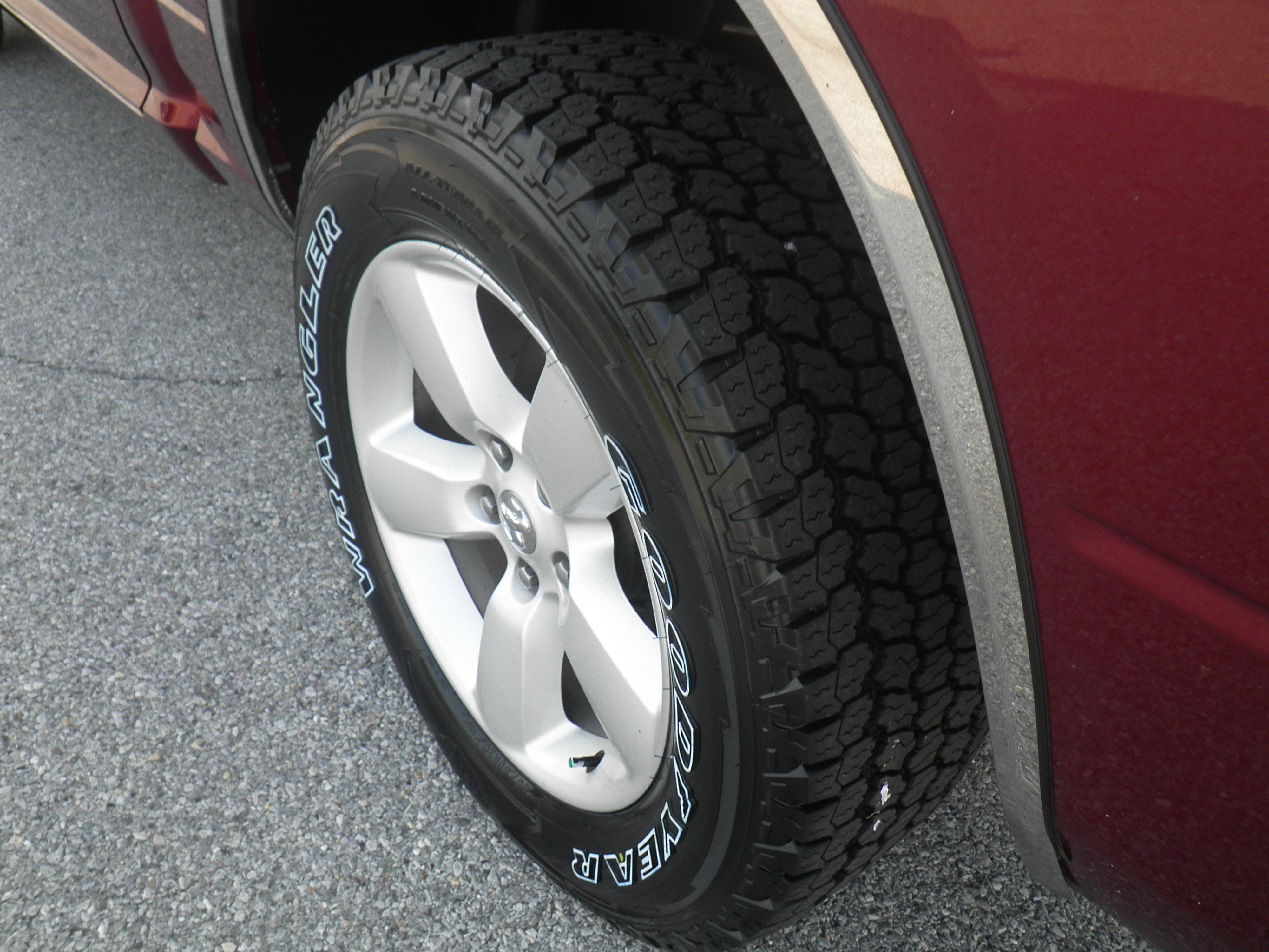 Used 2021 RAM 1500 Tradesman w/ Tradesman SXT Package image 13