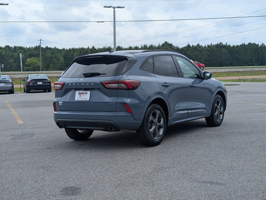 Used 2024 Ford Escape ST-Line FWD image 5