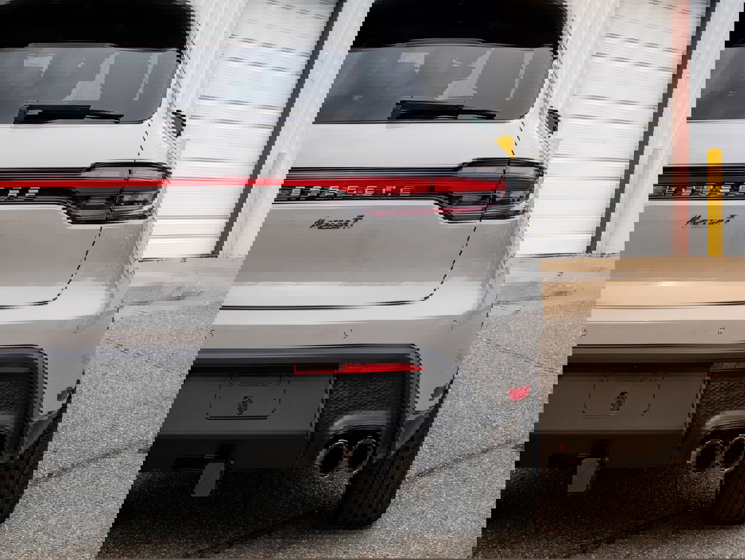 New 2026 Porsche Macan Turbo image 17