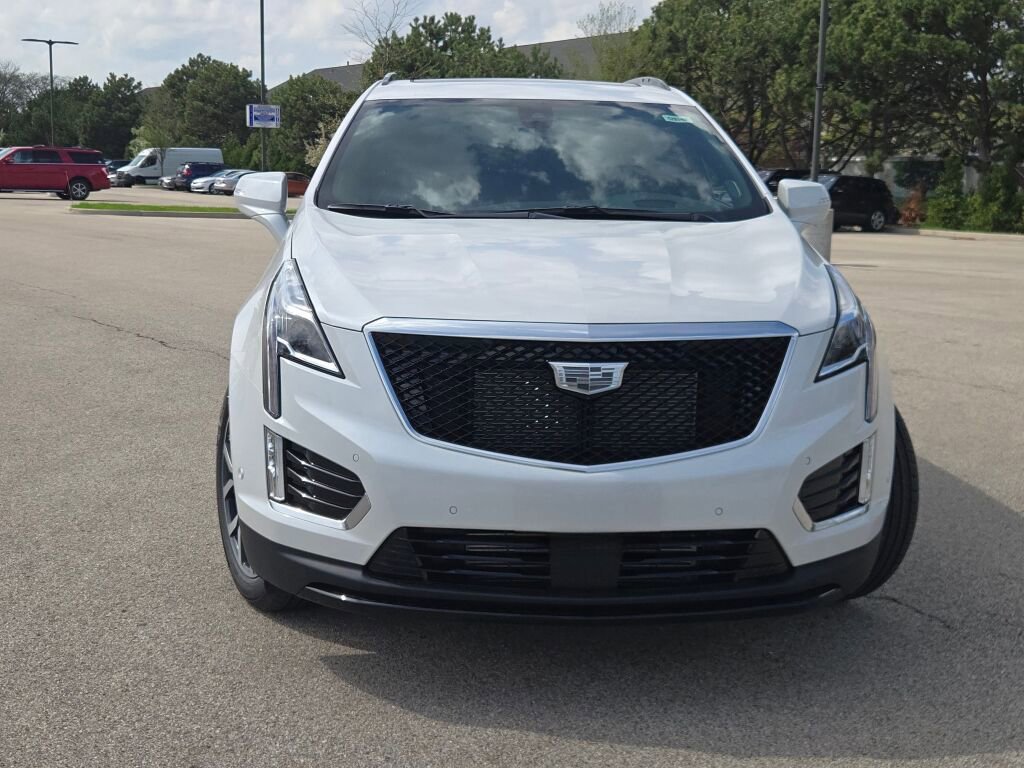 New 2026 Cadillac XT5 Sportv w/ LPO, Onyx Lite Package AWD/4WD image 4