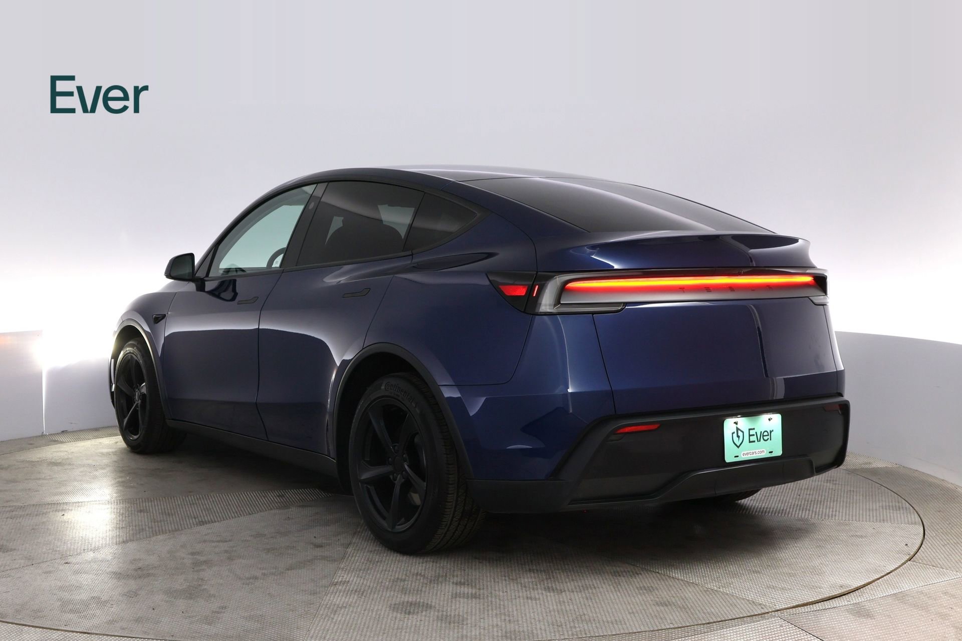 Used 2026 Tesla Model Y 2WD image 17