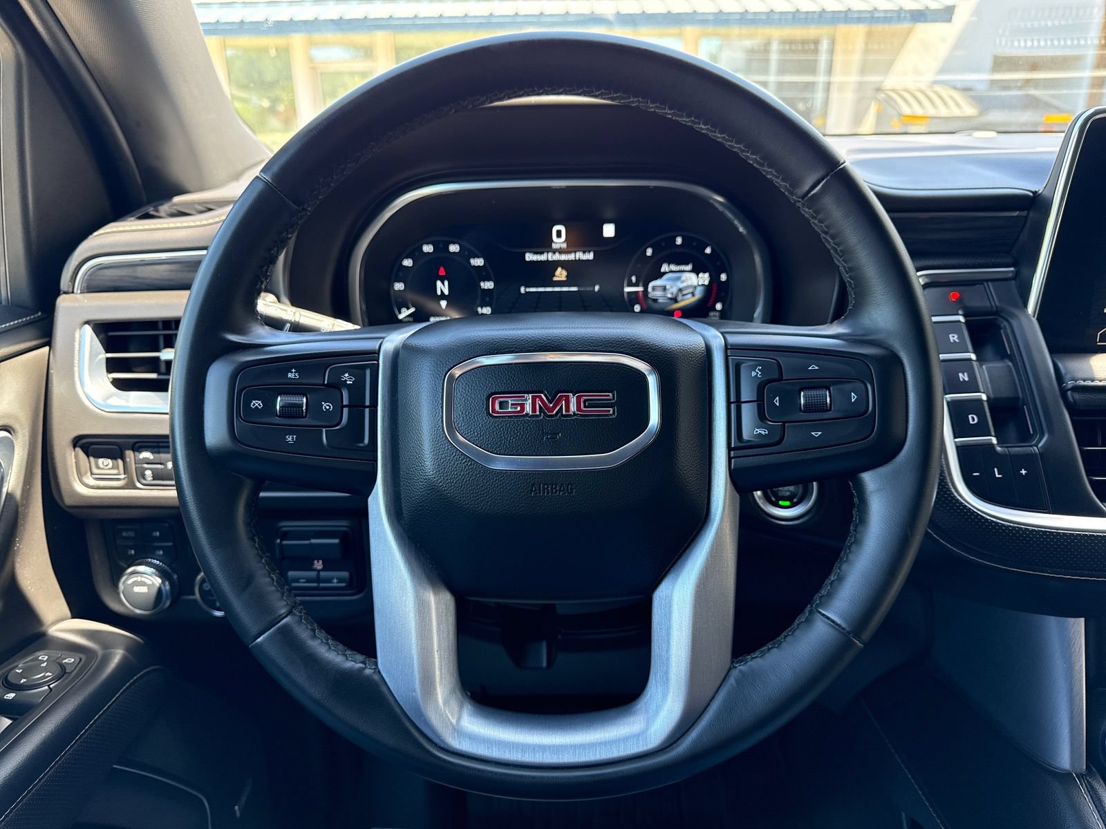 Used 2023 GMC Yukon SLT w/ Max Trailering Package AWD/4WD image 14